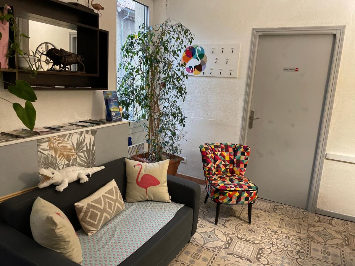 Hotel La Tour Des Fees Quissac  Екстериор снимка